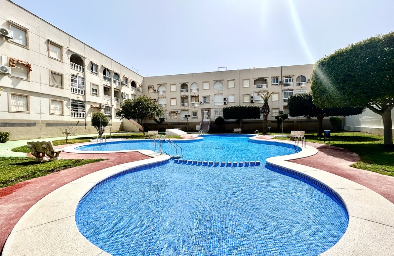 Herverkoop - Appartement -
Torrevieja - Costa Blanca