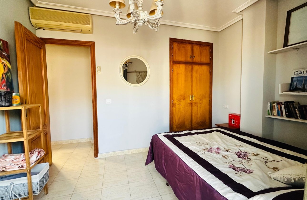 Herverkoop - Appartement -
Torrevieja - Costa Blanca