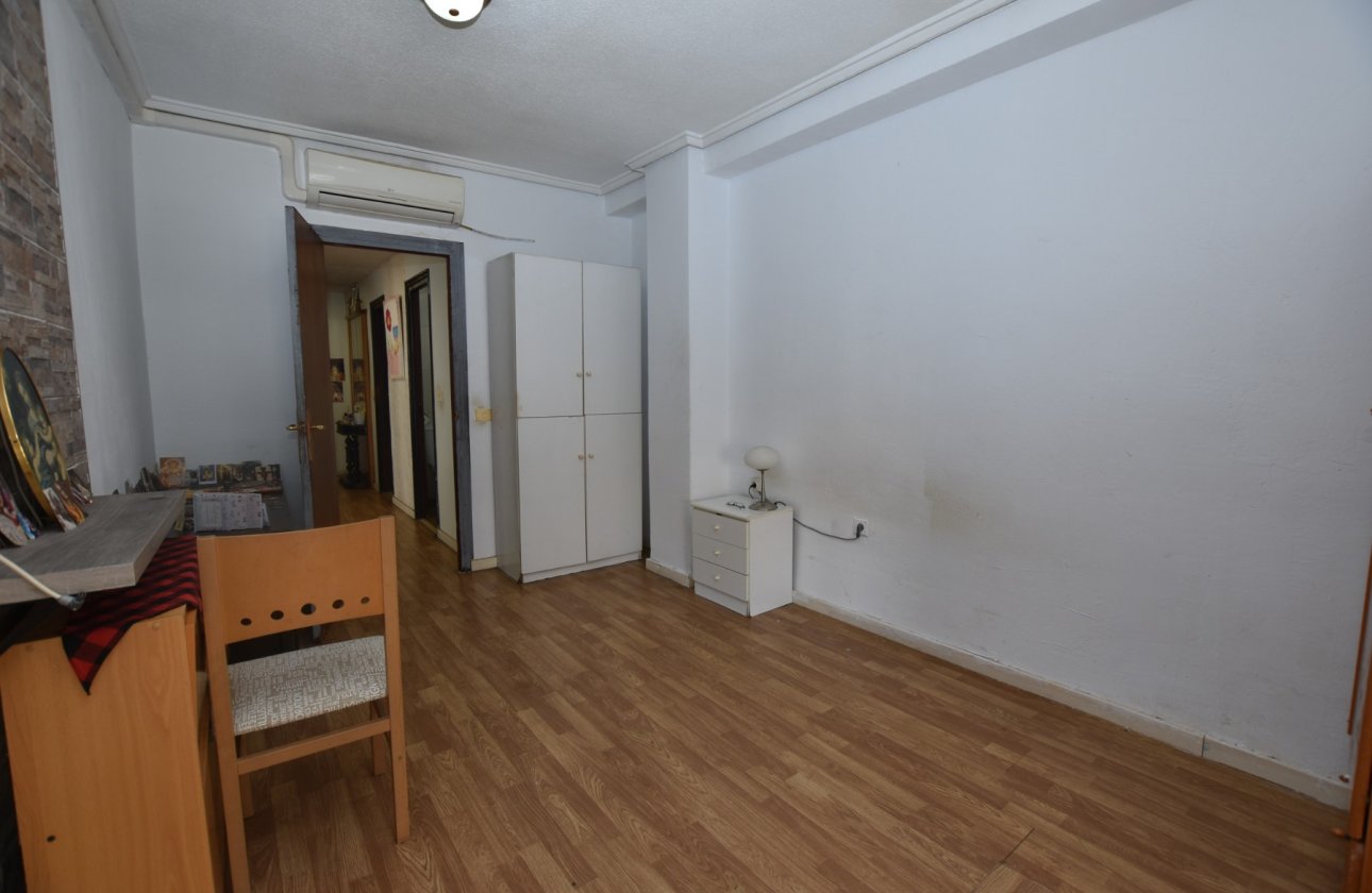 Herverkoop - Appartement -
Torrevieja - Costa Blanca