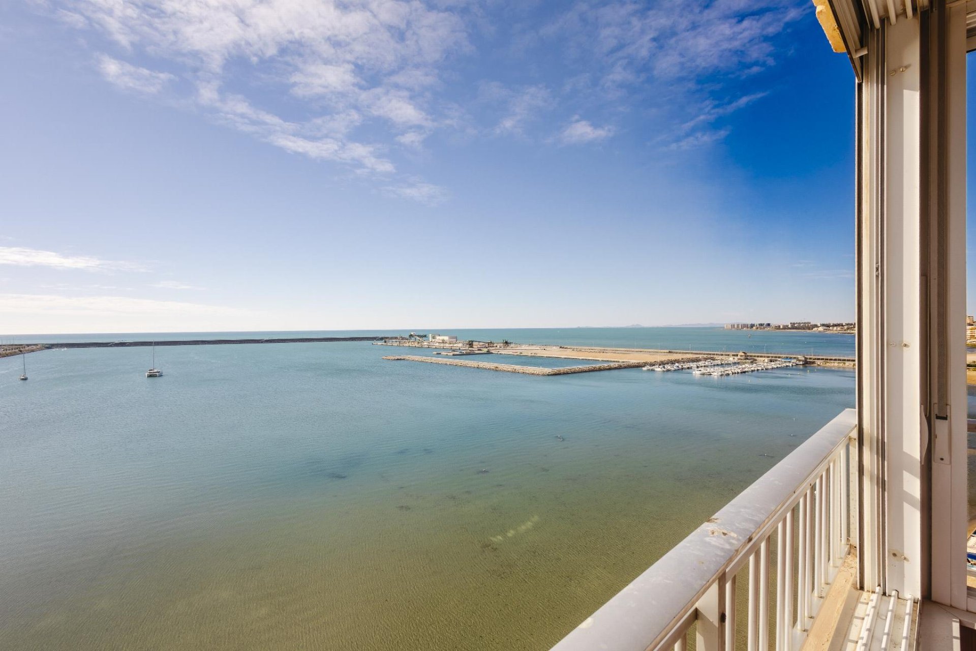 Herverkoop - Appartement -
Torrevieja - Costa Blanca