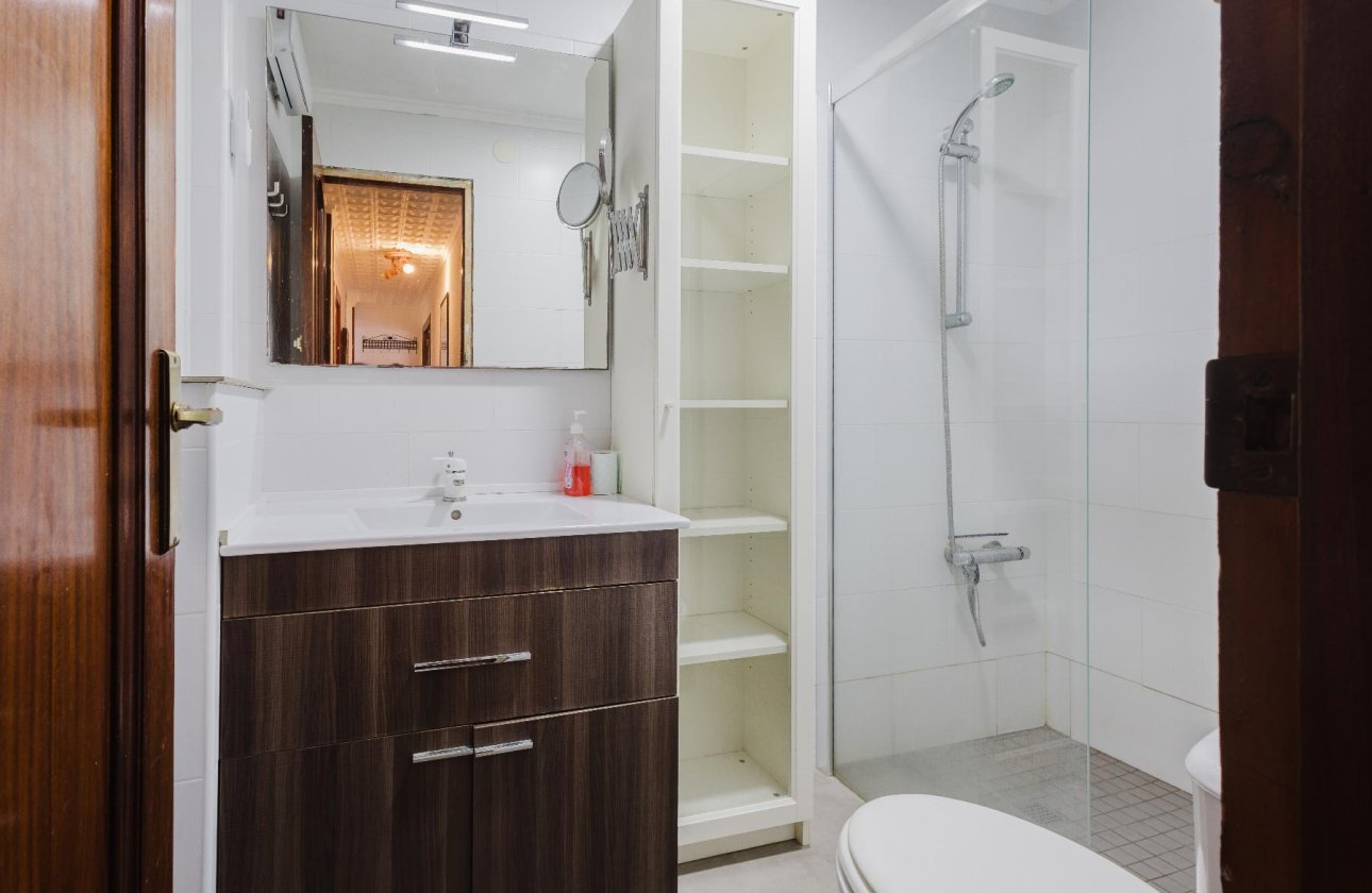 Herverkoop - Appartement -
Torrevieja - Costa Blanca