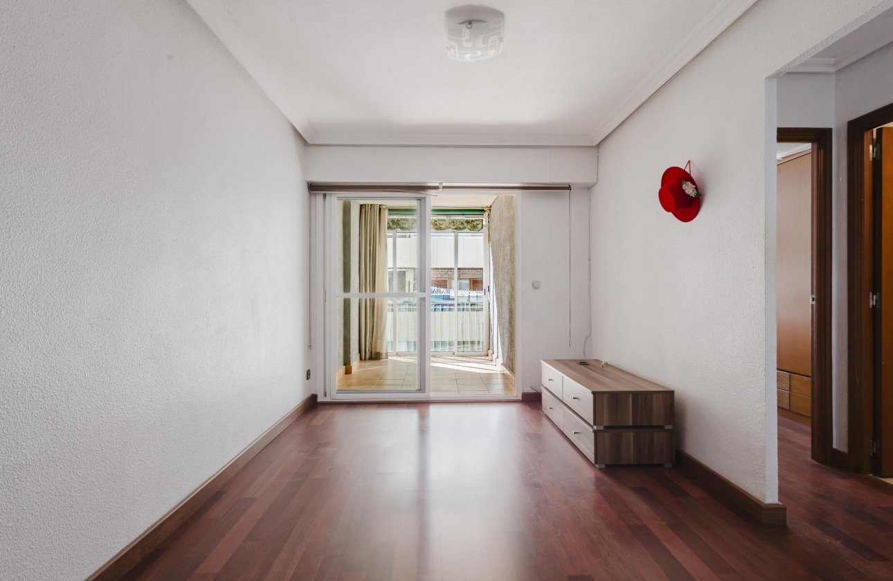 Herverkoop - Appartement -
Torrevieja - Costa Blanca