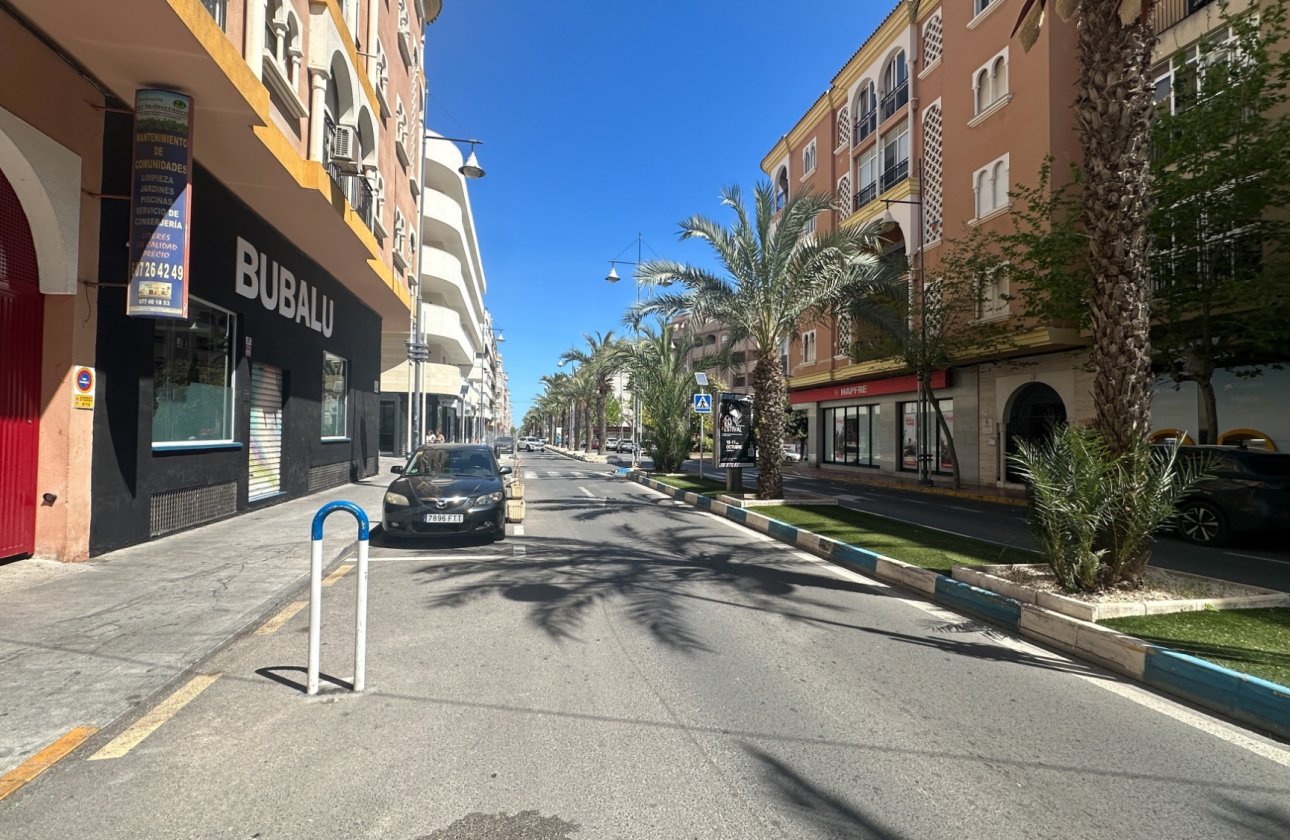 Herverkoop - Appartement -
Torrevieja - Costa Blanca