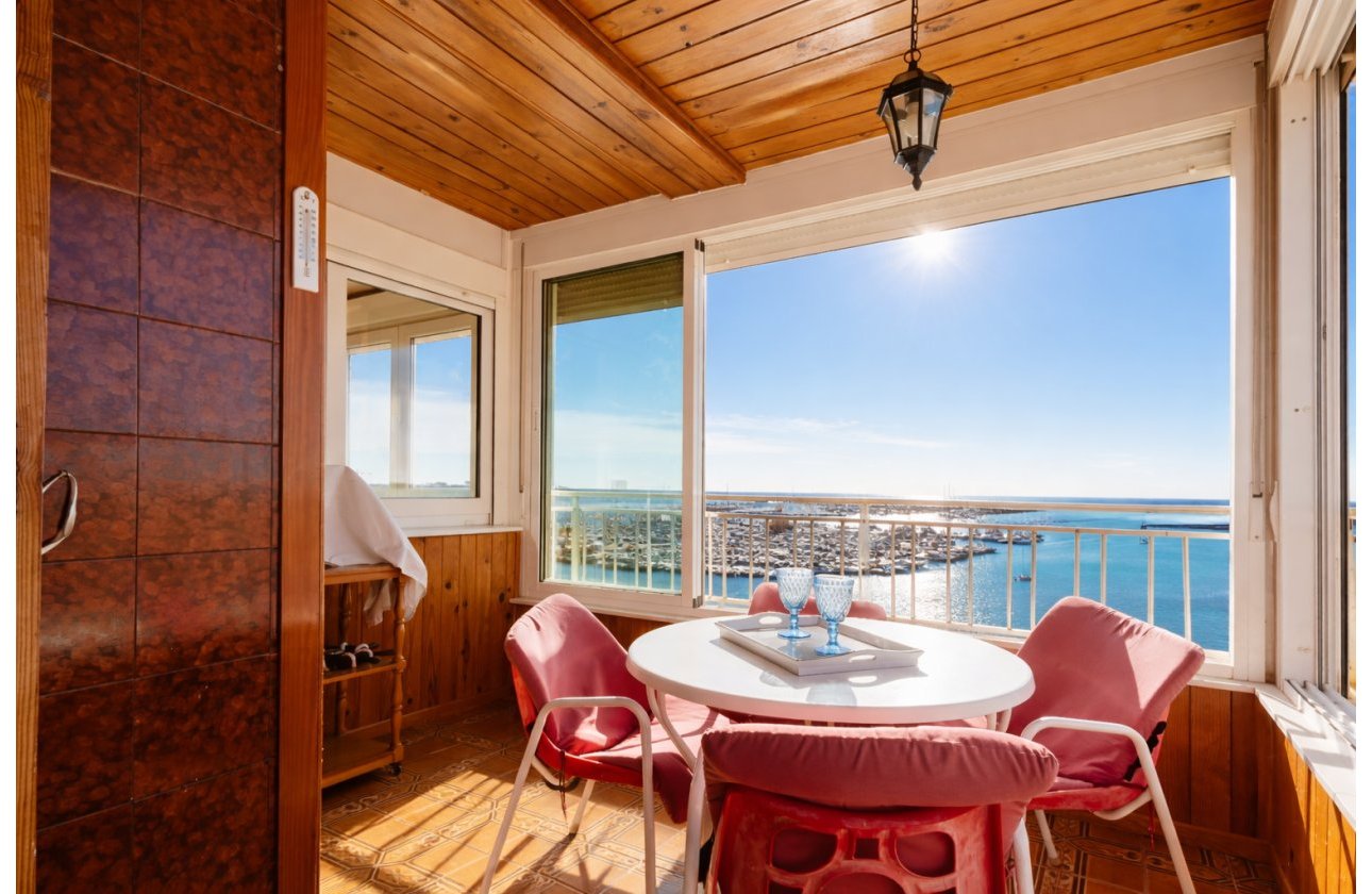 Herverkoop - Appartement -
Torrevieja - Costa Blanca