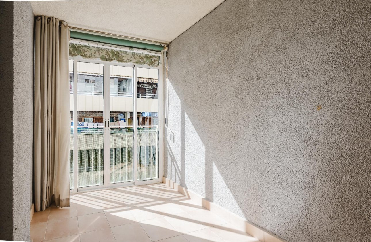 Herverkoop - Appartement -
Torrevieja - Costa Blanca