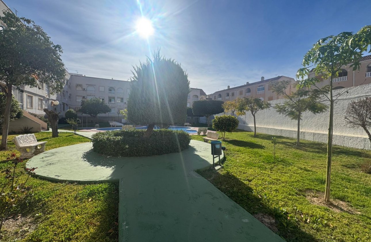 Herverkoop - Appartement -
Torrevieja - Costa Blanca