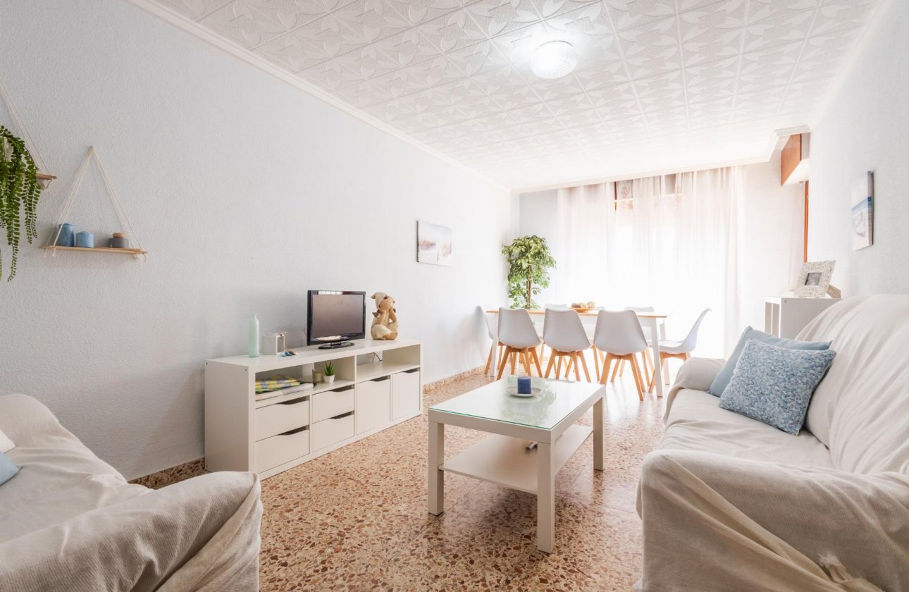 Herverkoop - Appartement -
Torrevieja - Costa Blanca