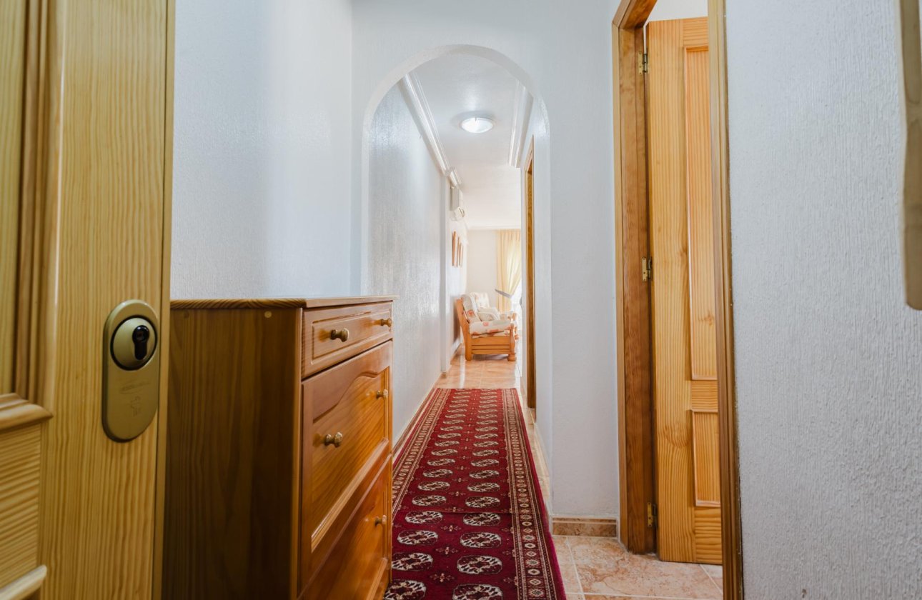 Herverkoop - Appartement -
Torrevieja - Costa Blanca