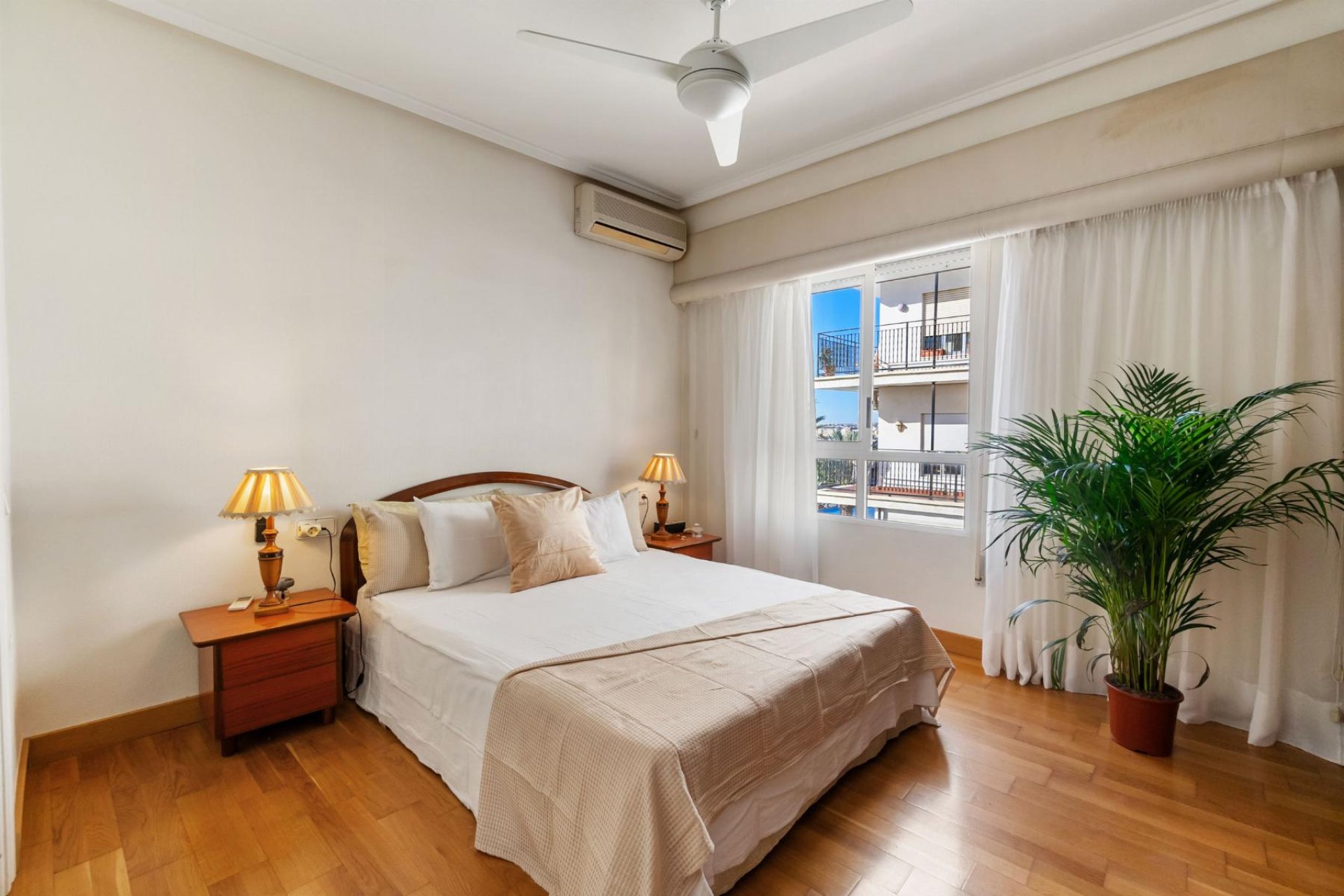 Herverkoop - Appartement -
Torrevieja - Costa Blanca