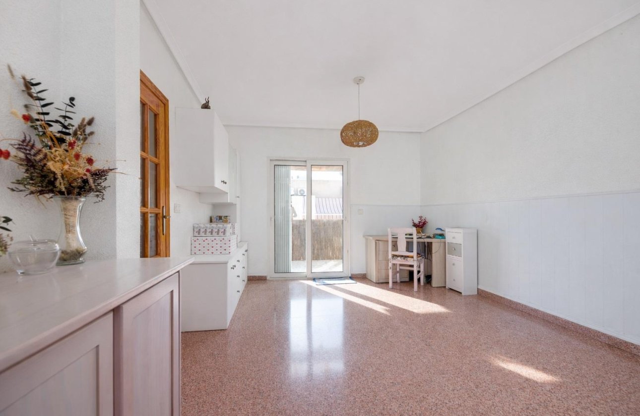 Herverkoop - Appartement -
Torrevieja - Costa Blanca