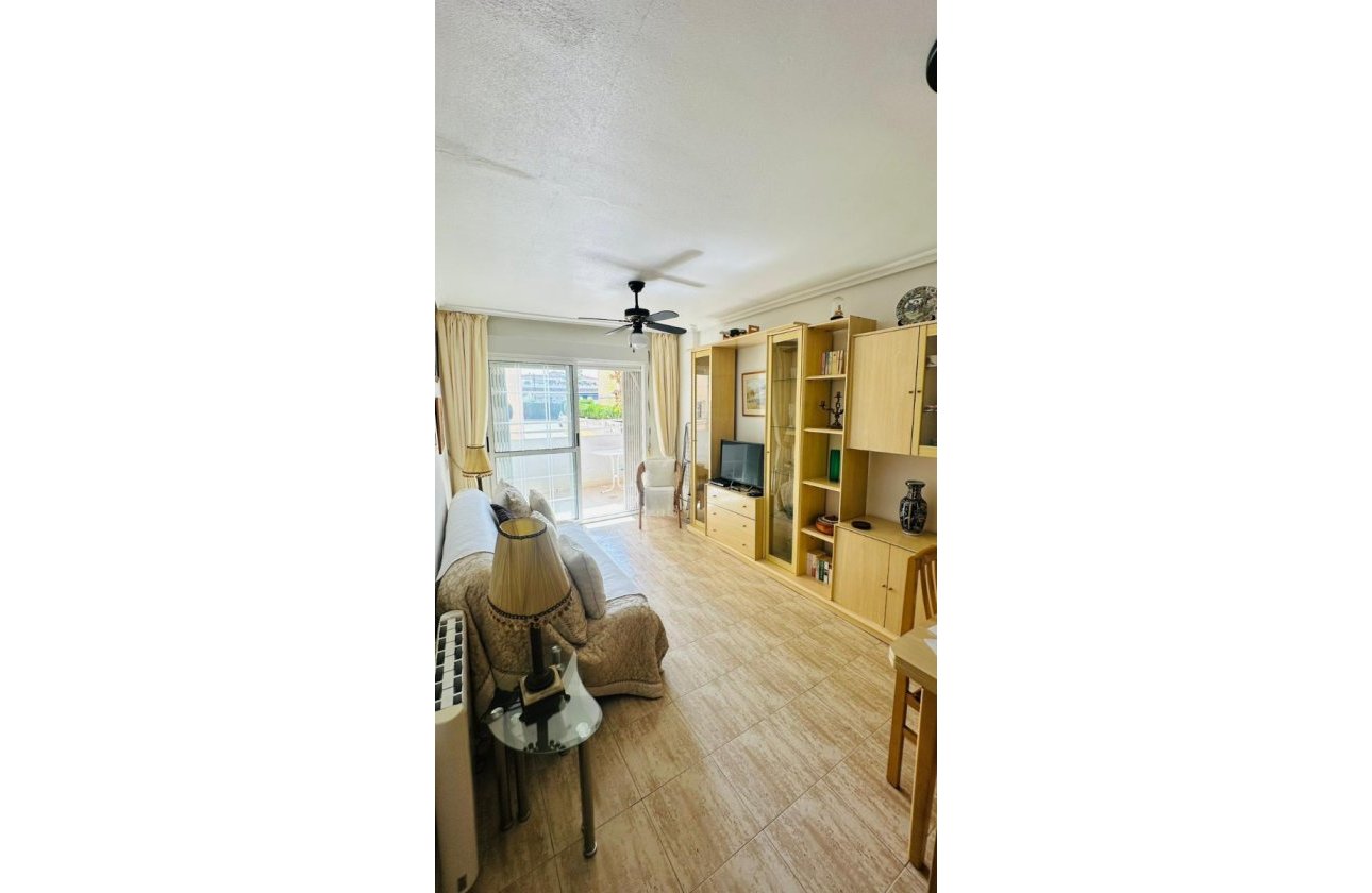 Herverkoop - Appartement -
Torrevieja - Costa Blanca