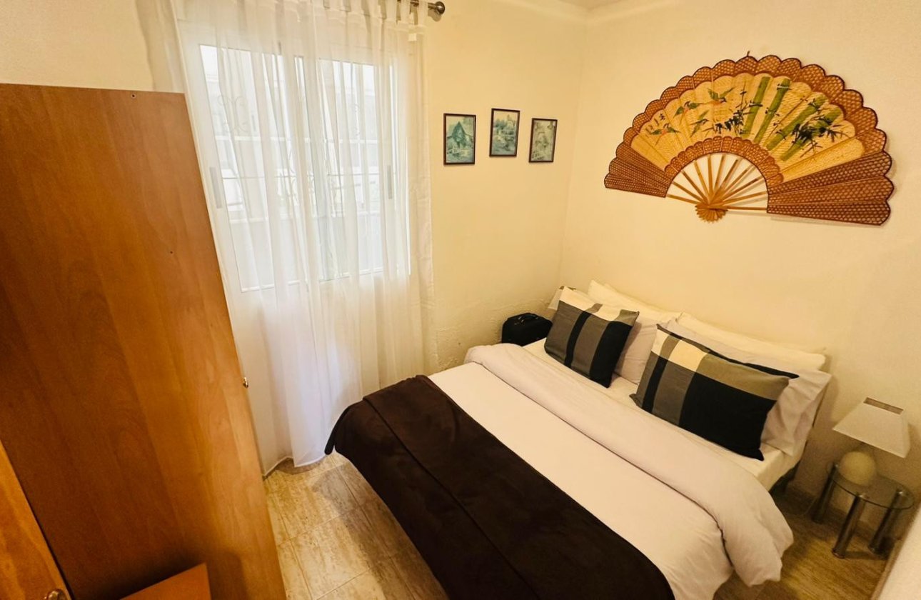 Herverkoop - Appartement -
Torrevieja - Costa Blanca