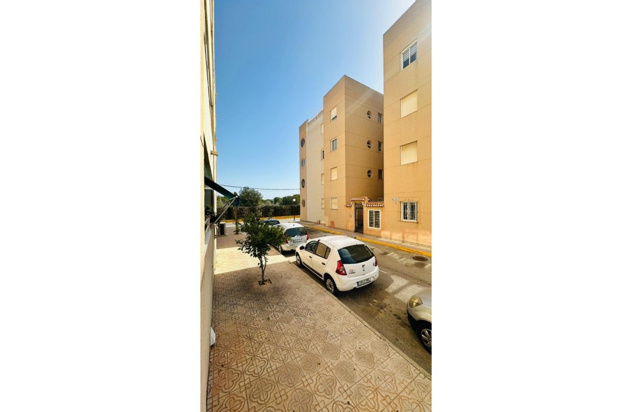 Herverkoop - Appartement -
Torrevieja - Costa Blanca