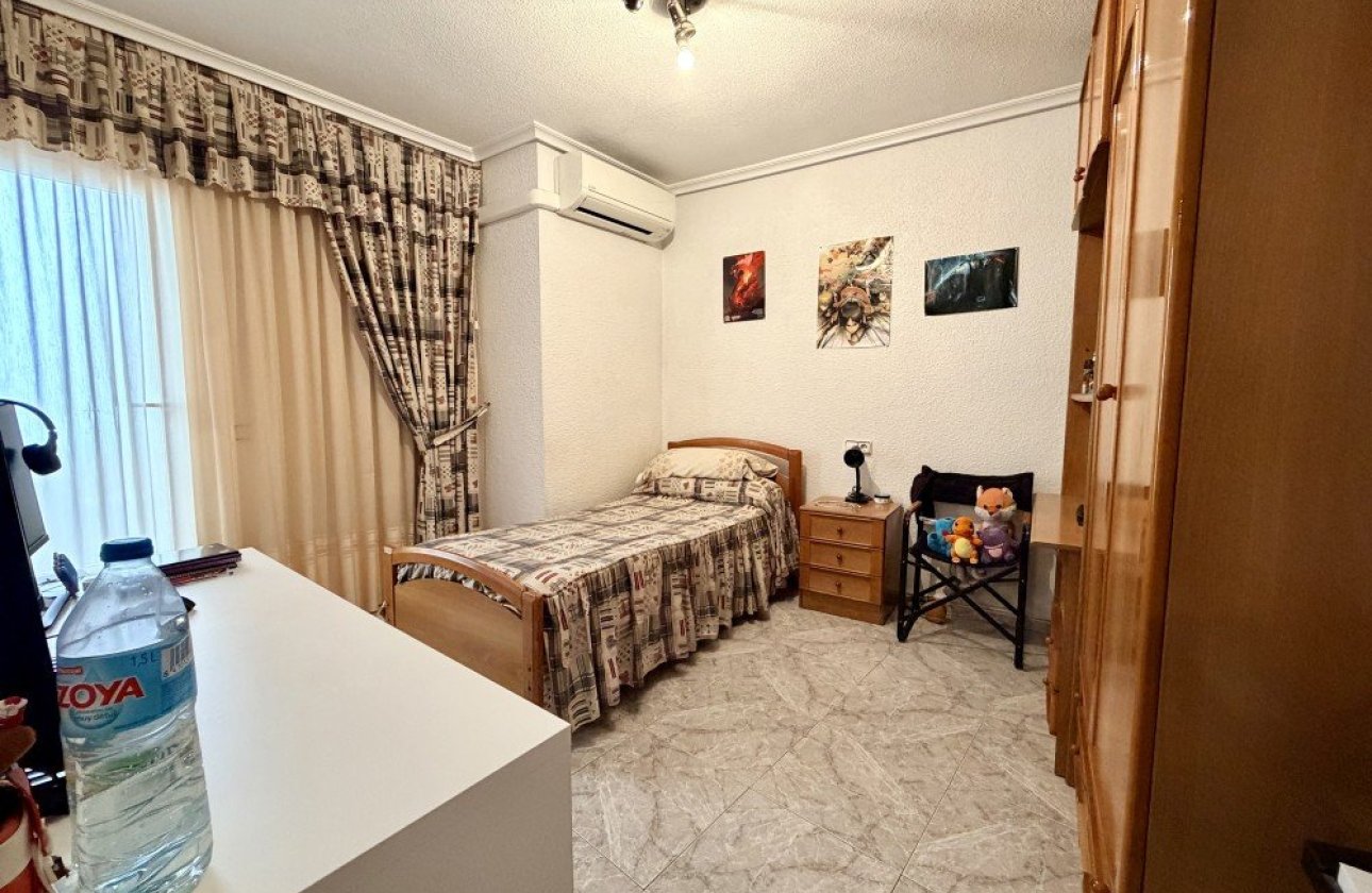 Herverkoop - Appartement -
Torrevieja - Costa Blanca