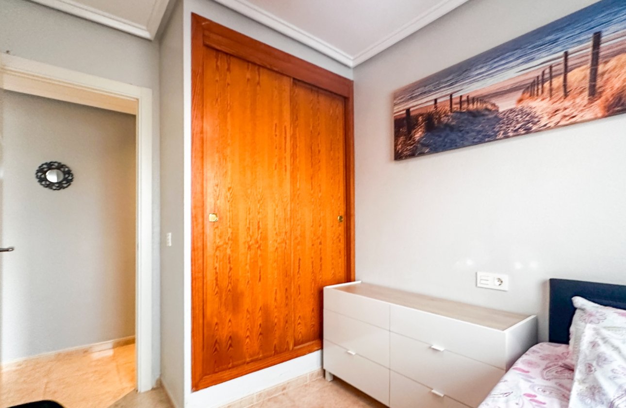 Herverkoop - Appartement -
Torrevieja - Costa Blanca