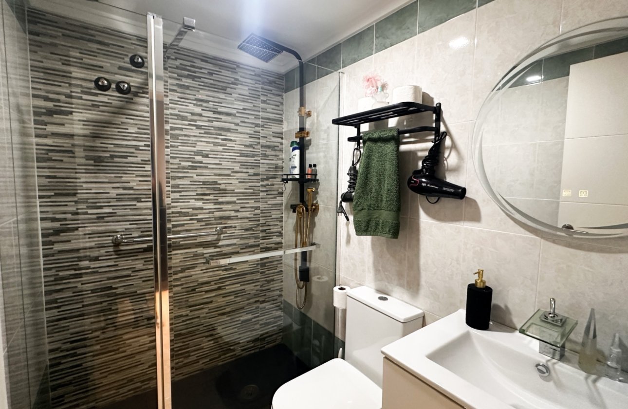Herverkoop - Appartement -
Torrevieja - Costa Blanca