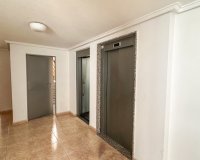 Herverkoop - Appartement -
Torrevieja - Costa Blanca