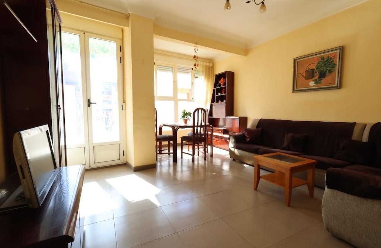 Herverkoop - Appartement -
Torrevieja - Costa Blanca