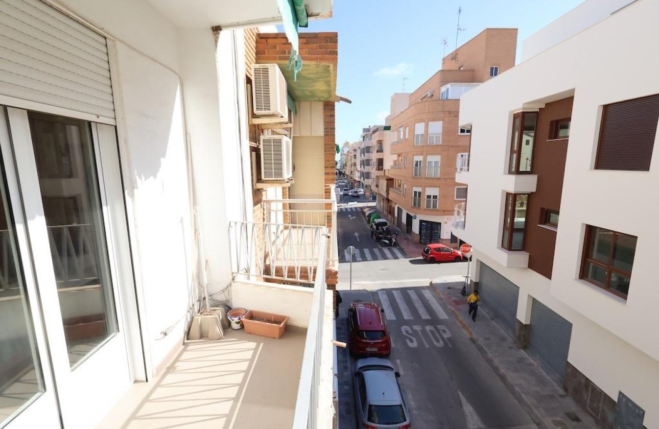 Herverkoop - Appartement -
Torrevieja - Costa Blanca