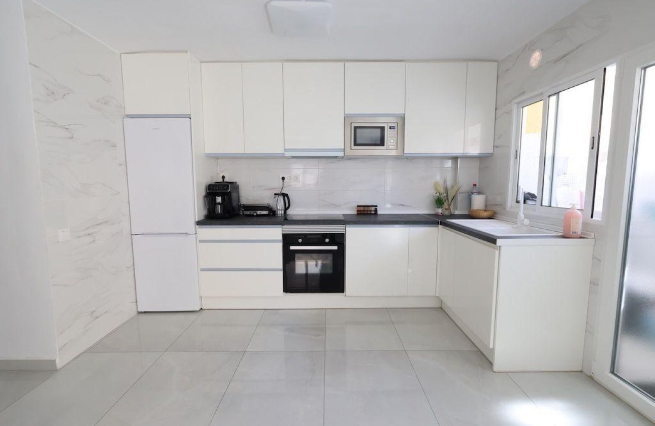 Herverkoop - Appartement -
Torrevieja - Costa Blanca