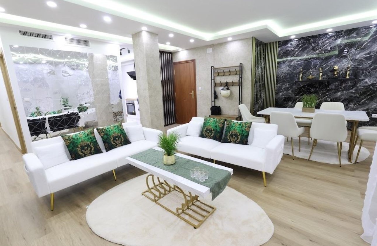 Herverkoop - Appartement -
Torrevieja - Costa Blanca