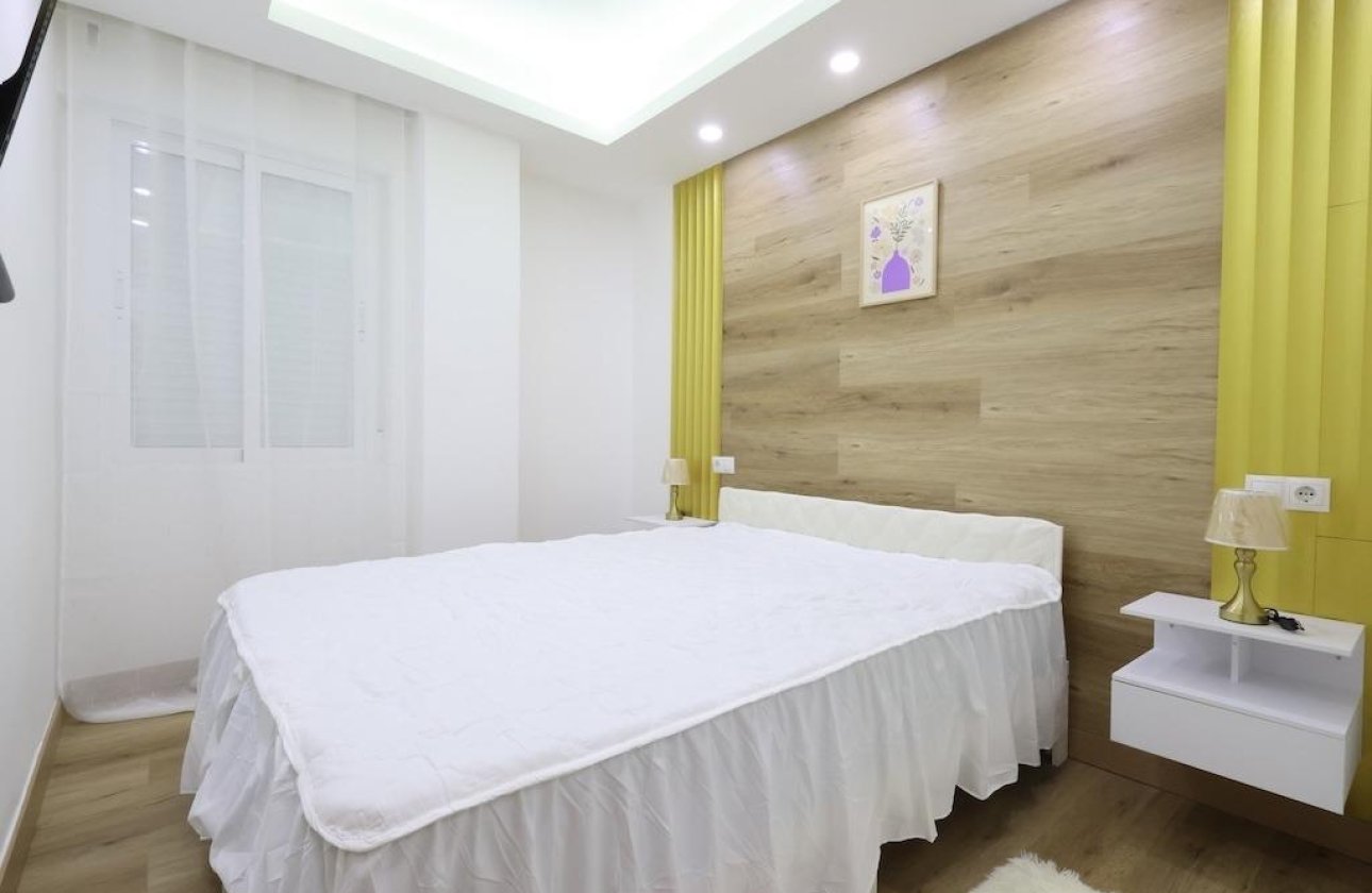Herverkoop - Appartement -
Torrevieja - Costa Blanca