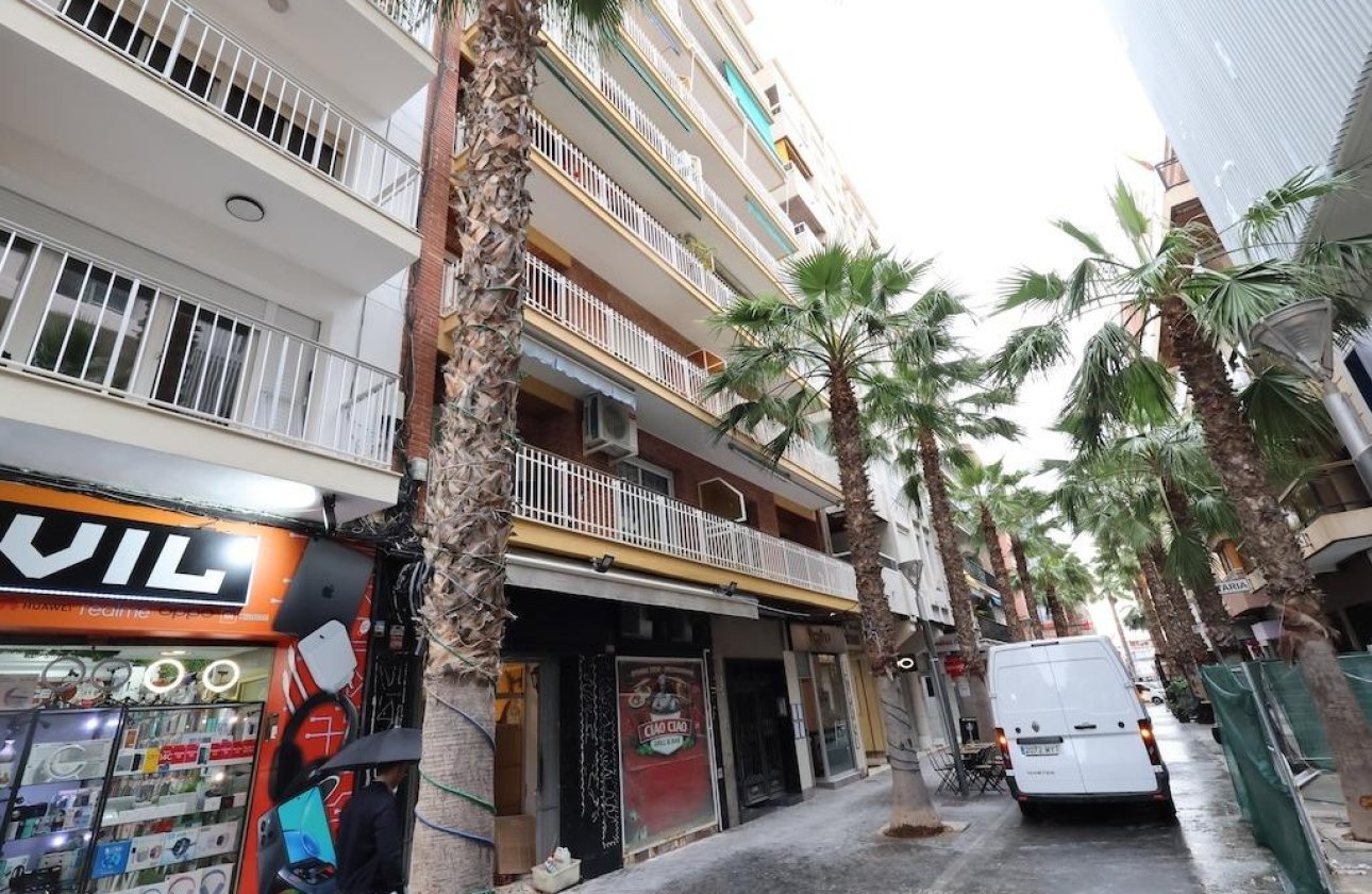 Herverkoop - Appartement -
Torrevieja - Costa Blanca