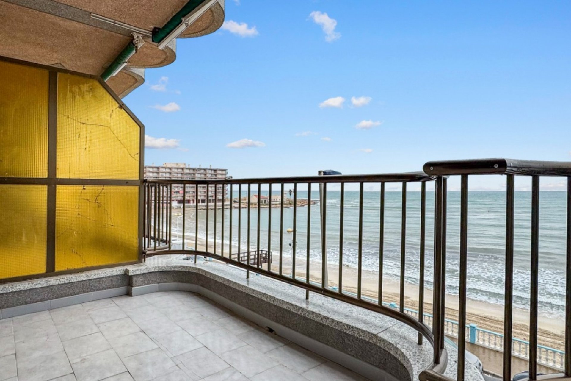 Herverkoop - Appartement -
Torrevieja - Costa Blanca