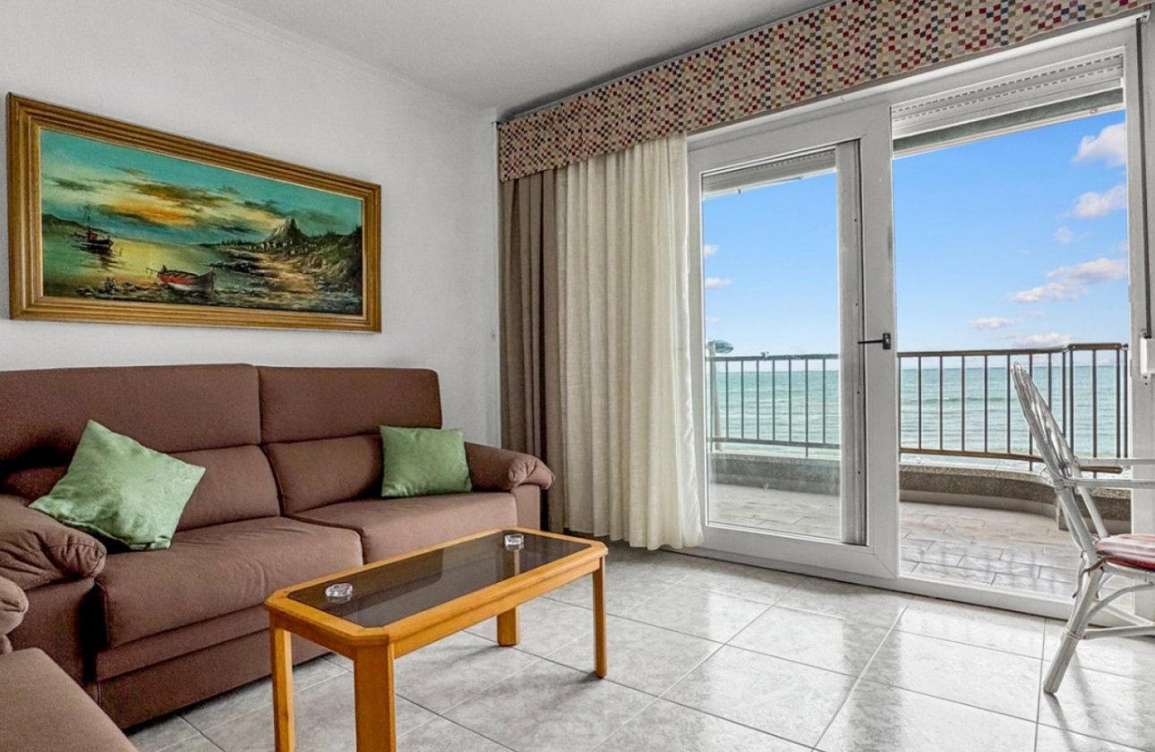 Herverkoop - Appartement -
Torrevieja - Costa Blanca