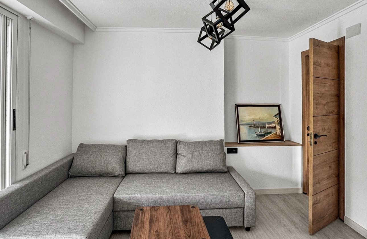Herverkoop - Appartement -
Torrevieja - Costa Blanca