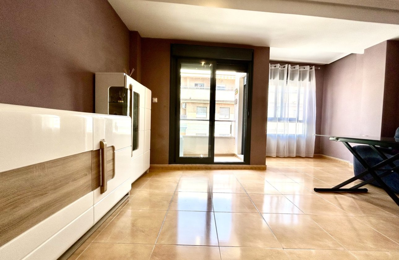 Herverkoop - Appartement -
Torrevieja - Costa Blanca