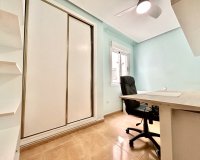 Herverkoop - Appartement -
Torrevieja - Costa Blanca