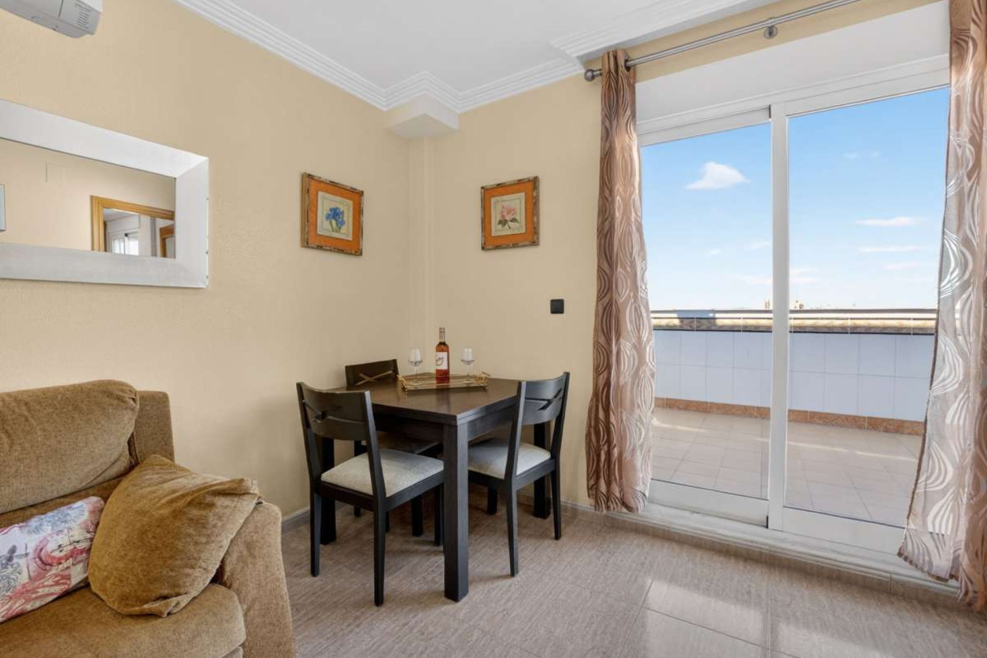 Herverkoop - Appartement -
Torrevieja - Costa Blanca