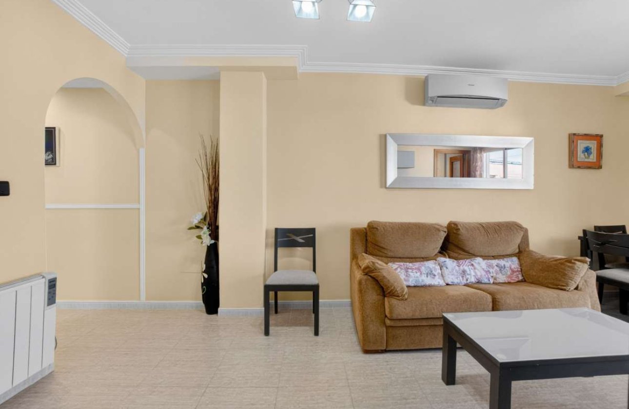 Herverkoop - Appartement -
Torrevieja - Costa Blanca