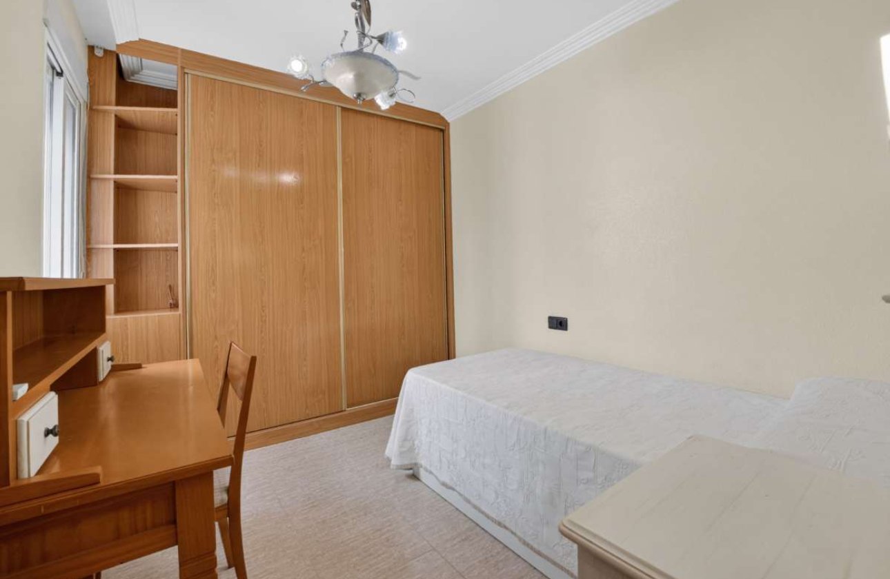 Herverkoop - Appartement -
Torrevieja - Costa Blanca