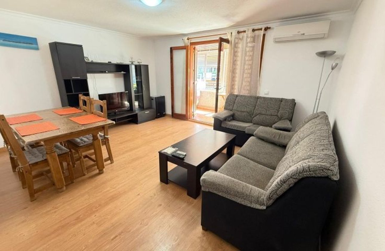 Herverkoop - Appartement -
Torrevieja - Costa Blanca