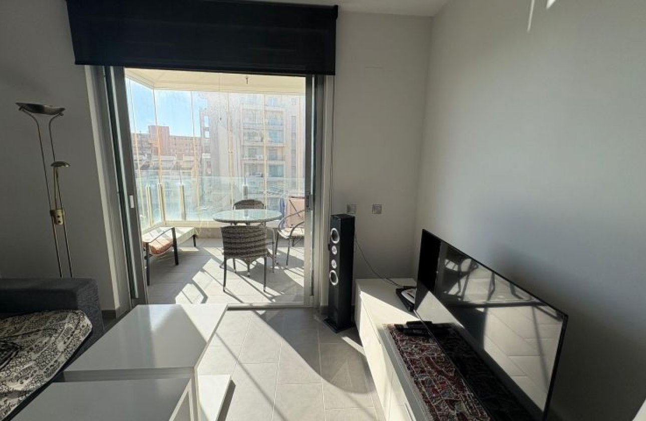 Herverkoop - Appartement -
Torrevieja - Costa Blanca