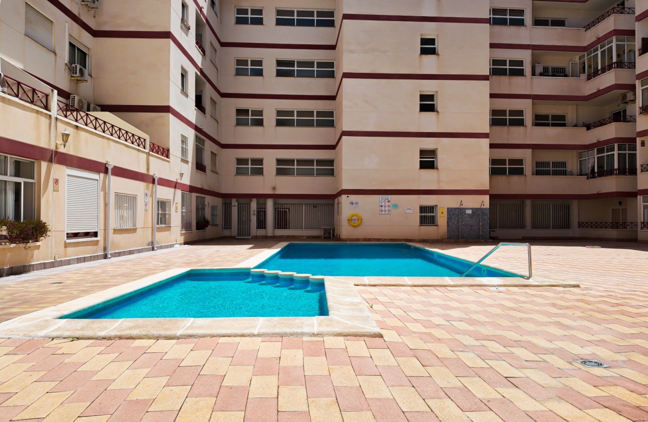 Herverkoop - Appartement -
Torrevieja - Costa Blanca