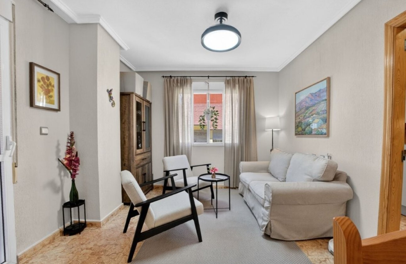 Herverkoop - Appartement -
Torrevieja - Costa Blanca
