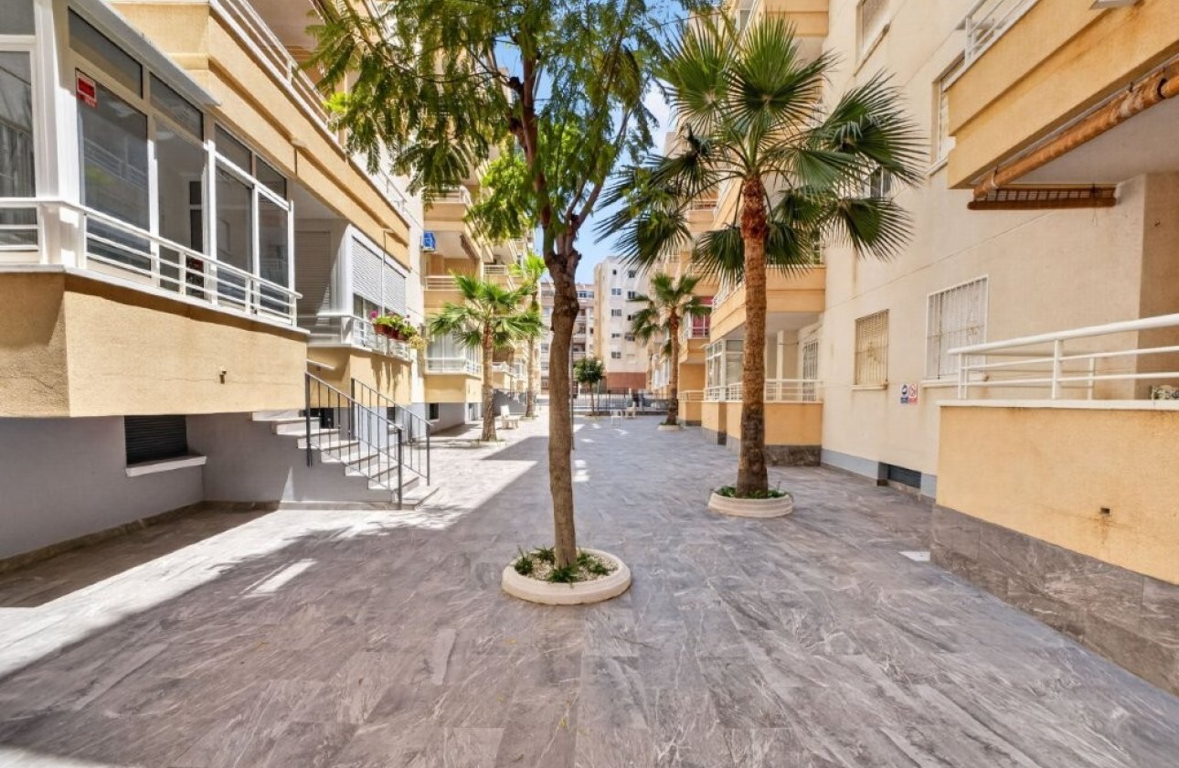 Herverkoop - Appartement -
Torrevieja - Costa Blanca