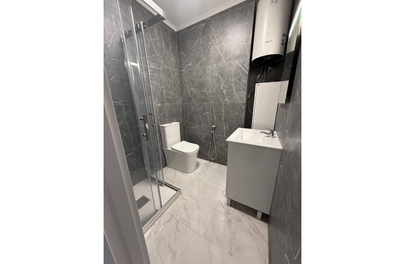 Herverkoop - Appartement -
Torrevieja - Costa Blanca