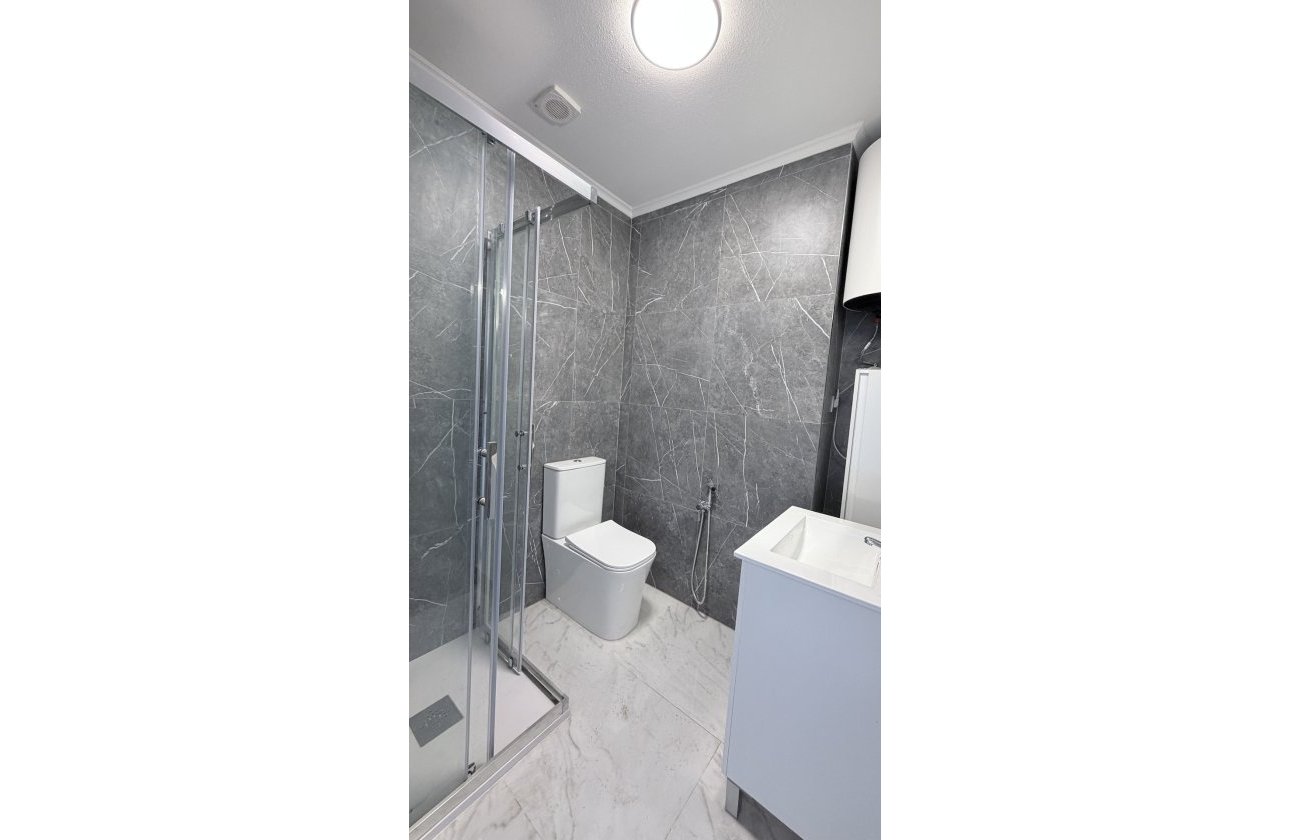 Herverkoop - Appartement -
Torrevieja - Costa Blanca