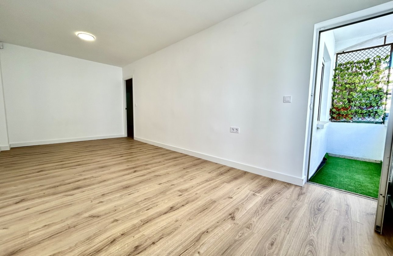 Herverkoop - Appartement -
Torrevieja - Costa Blanca