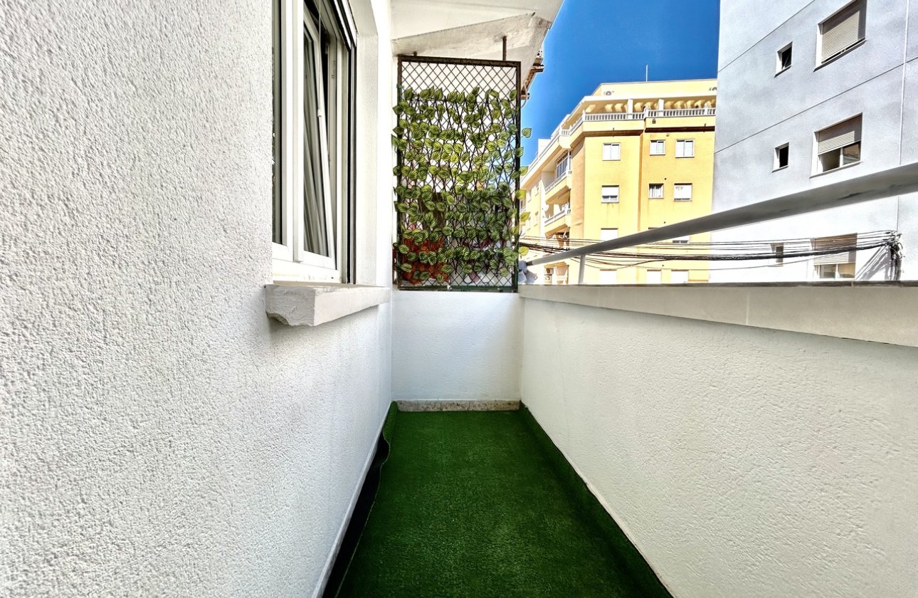Herverkoop - Appartement -
Torrevieja - Costa Blanca