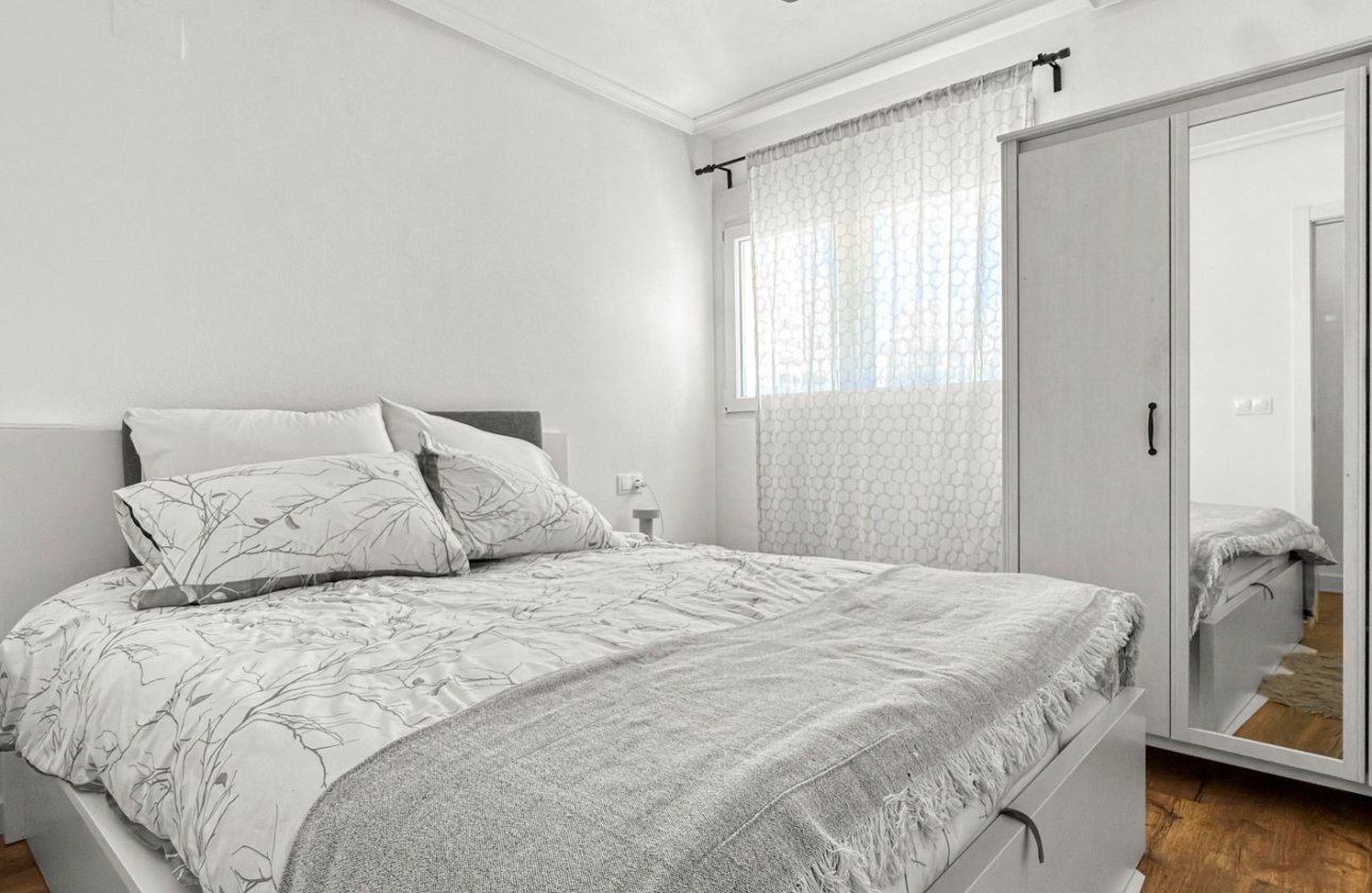 Herverkoop - Appartement -
Torrevieja - Costa Blanca