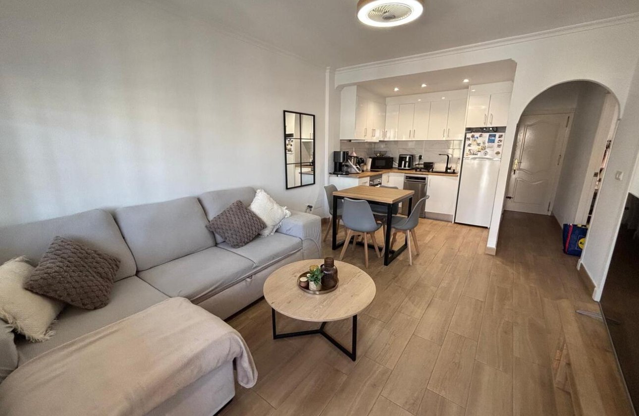 Herverkoop - Appartement -
Torrevieja - Costa Blanca