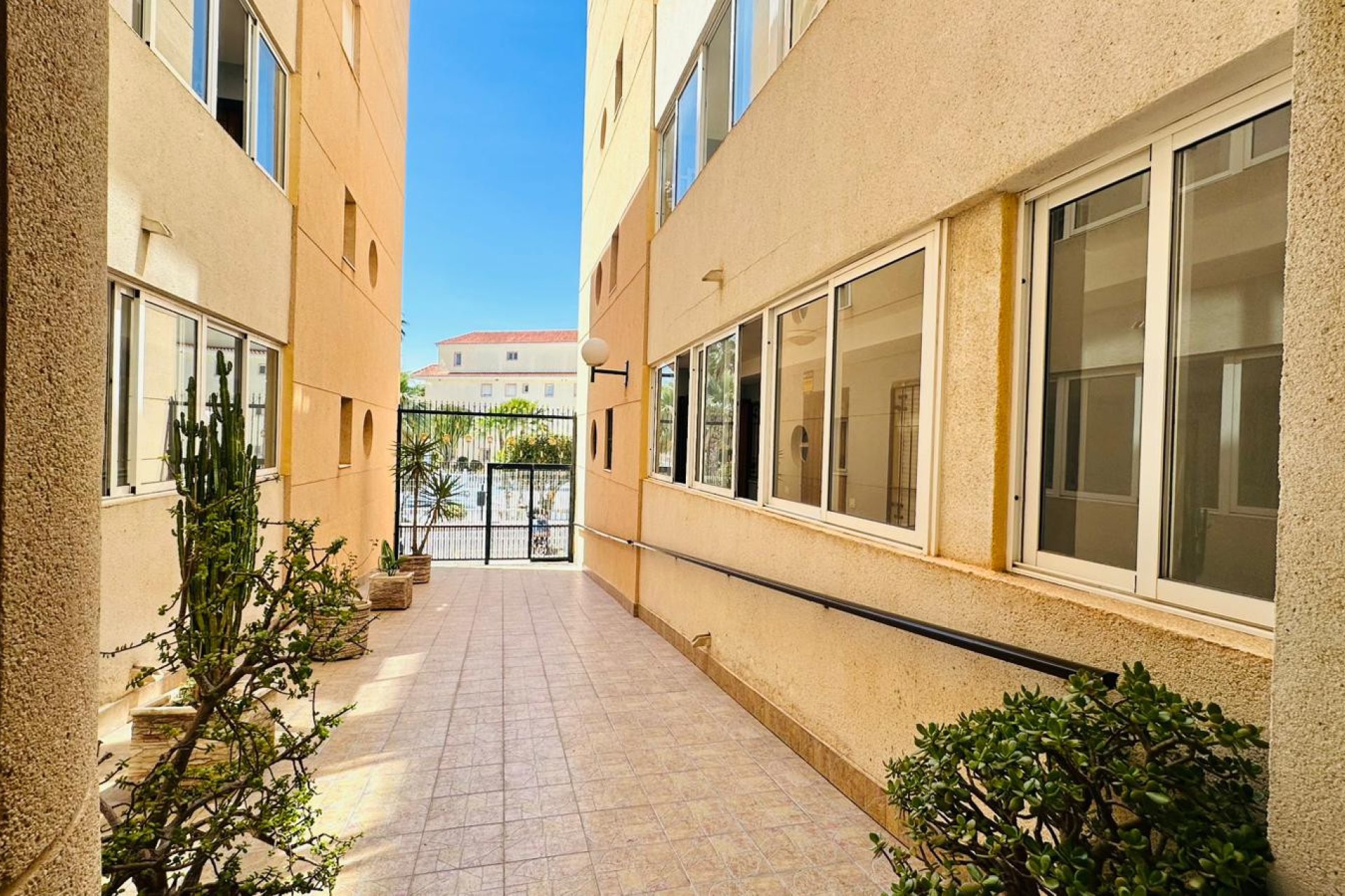 Herverkoop - Appartement -
Torrevieja - Costa Blanca