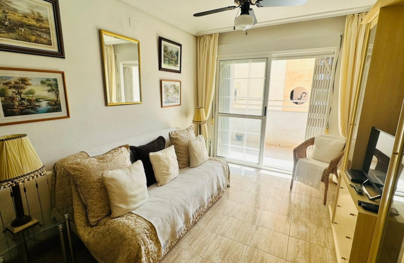 Herverkoop - Appartement -
Torrevieja - Costa Blanca