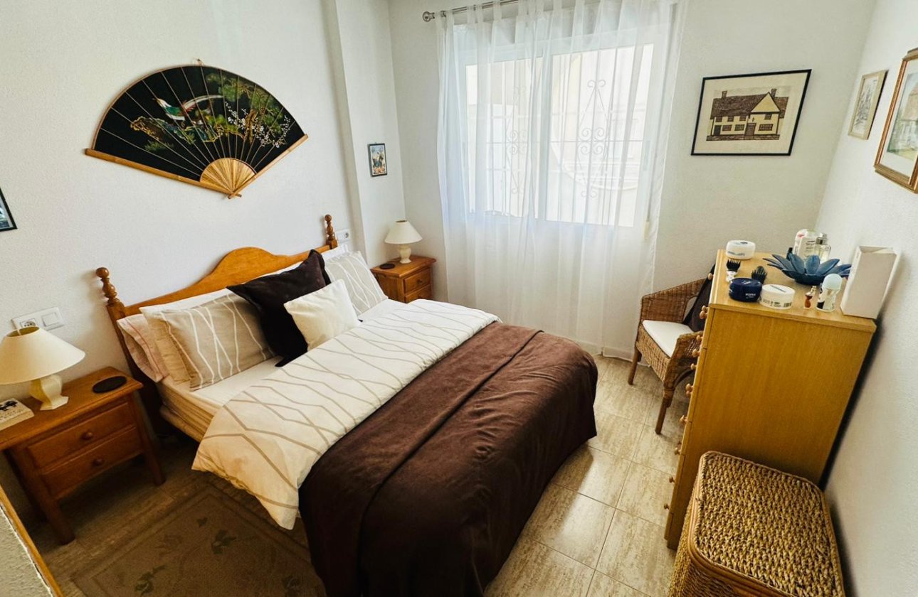 Herverkoop - Appartement -
Torrevieja - Costa Blanca