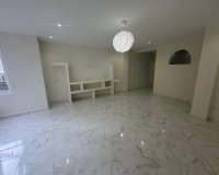 Herverkoop - Appartement -
Torrevieja - Costa Blanca
